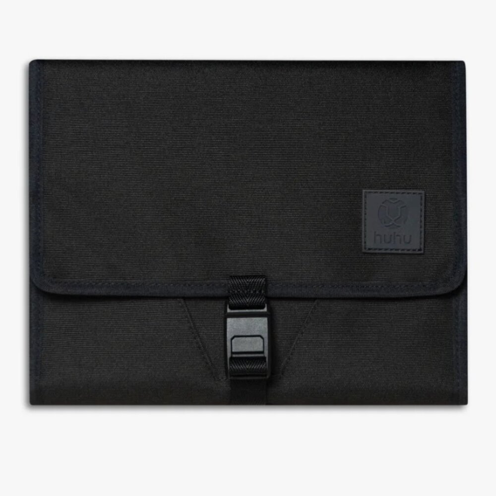 NWT Huhu Go Anywhere Baby Changing Wallet in Black